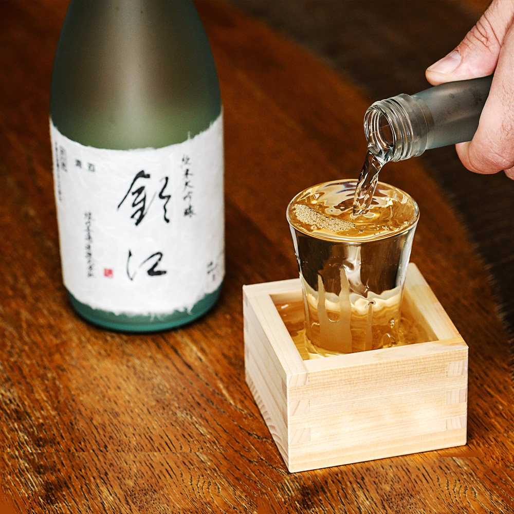 Japanese-Sake-Made-in-Japan-Masu